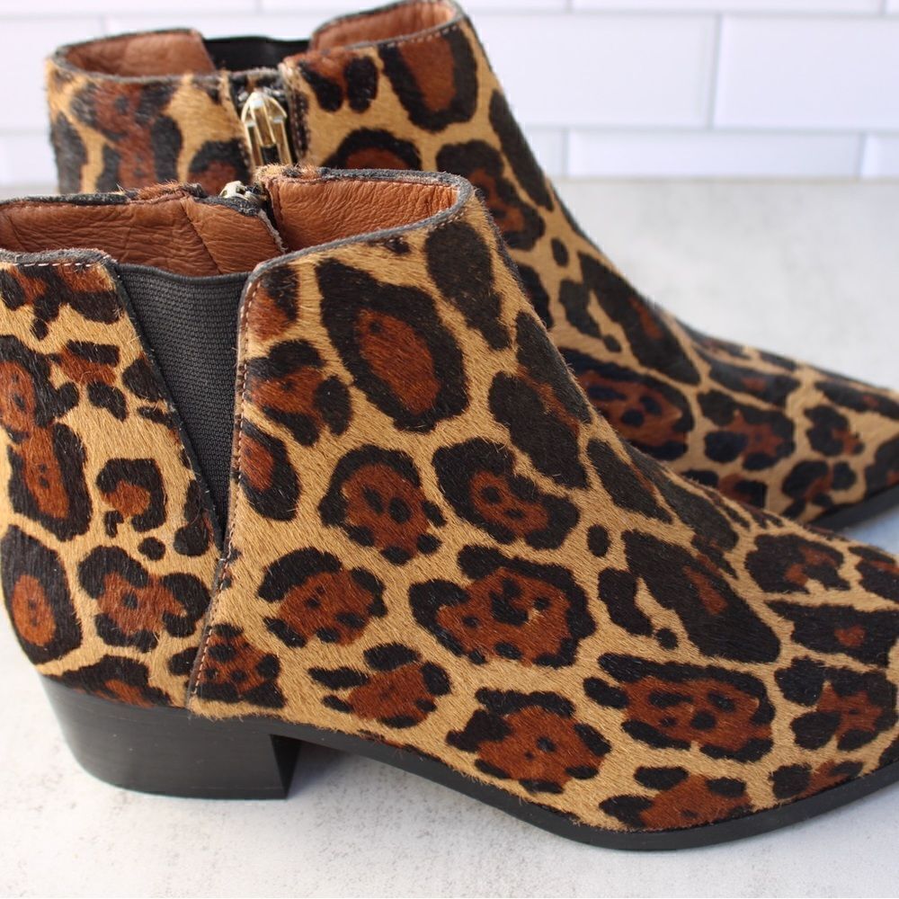 Antonio Melani lavonnie leopard print haircalf block heel pointed booties SZ 7.5